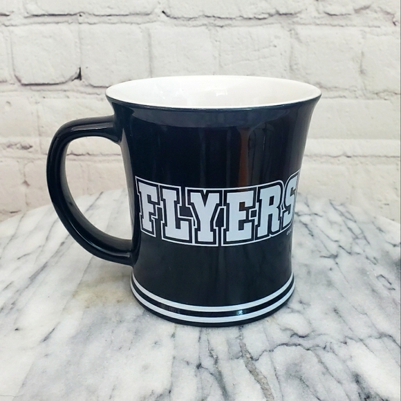 Flyers Mug - Picture 2 of 4